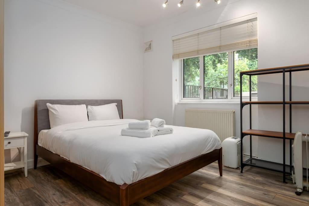 Stylish And Well Equipped Flat In Stockwell Apartamento Londres Exterior foto