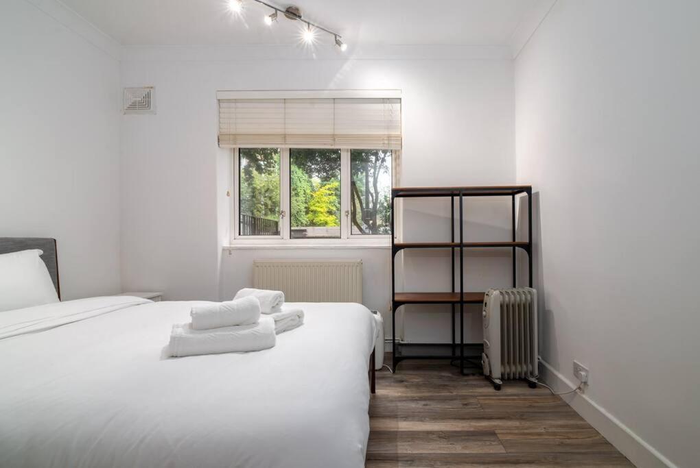 Stylish And Well Equipped Flat In Stockwell Apartamento Londres Exterior foto