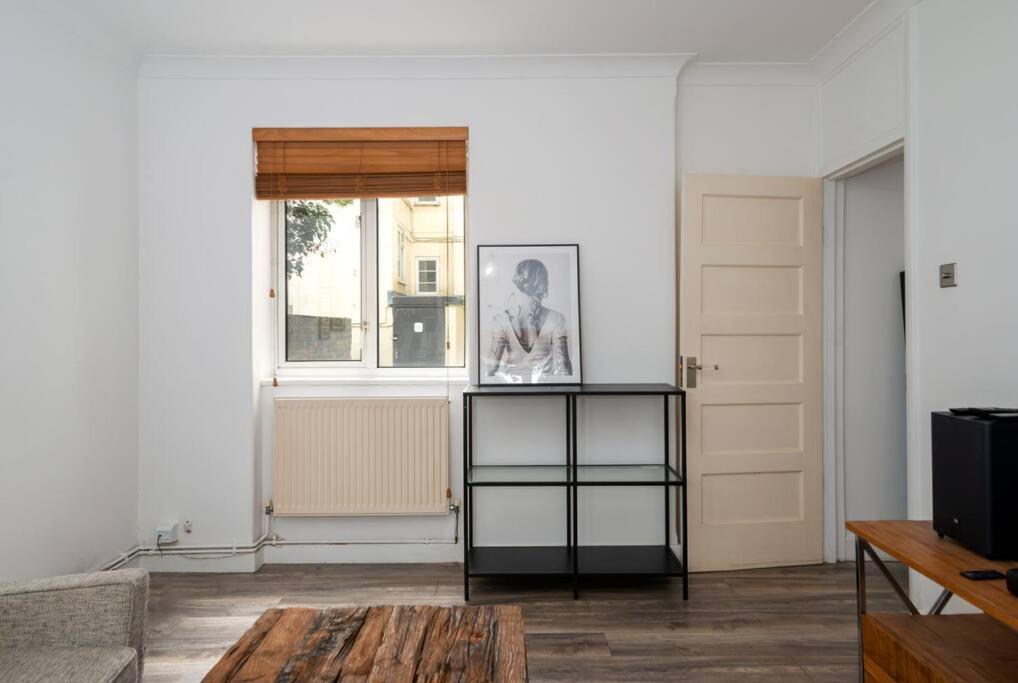 Stylish And Well Equipped Flat In Stockwell Apartamento Londres Exterior foto