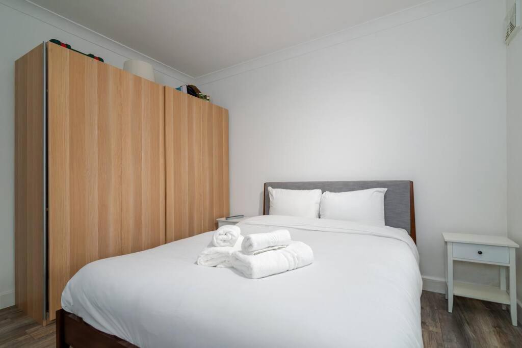 Stylish And Well Equipped Flat In Stockwell Apartamento Londres Exterior foto