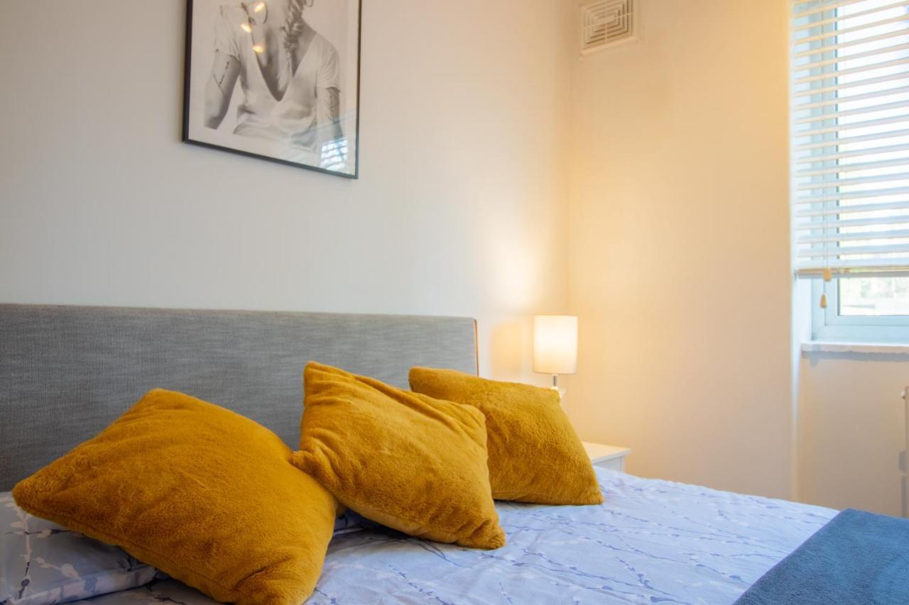 Stylish And Well Equipped Flat In Stockwell Apartamento Londres Exterior foto